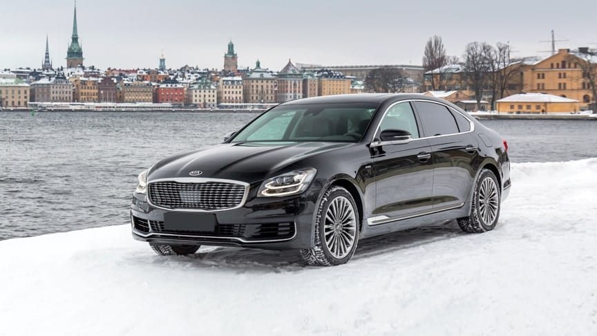 KIA K900
